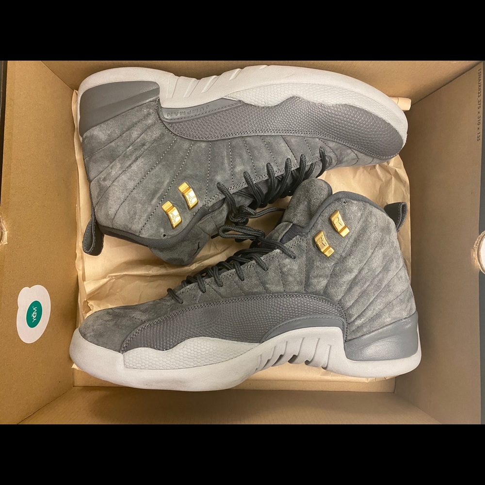 Jordan 12 wolf grey